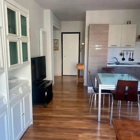 Apartament Splendido A 300 Mt Dal Mare *